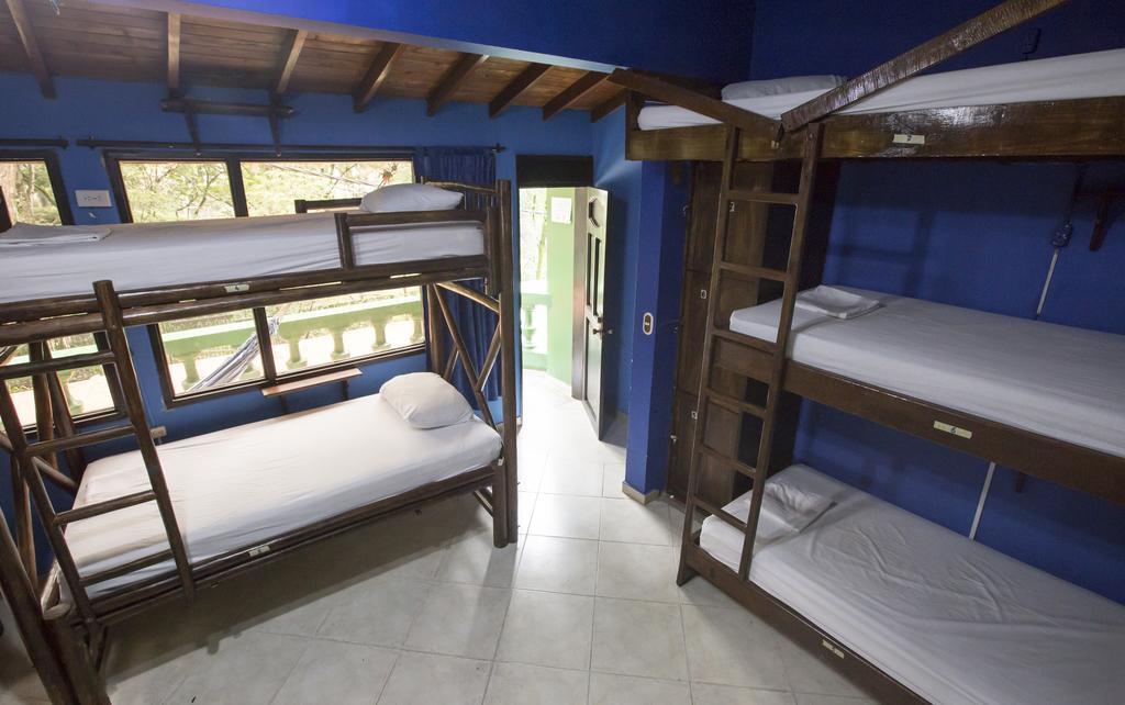 Arcadia Hostel Medellín Zewnętrze zdjęcie